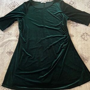 Women's Plus 3X 26W Elegant Green Velvet Midi Dress Half Sleeve Christmas EUC